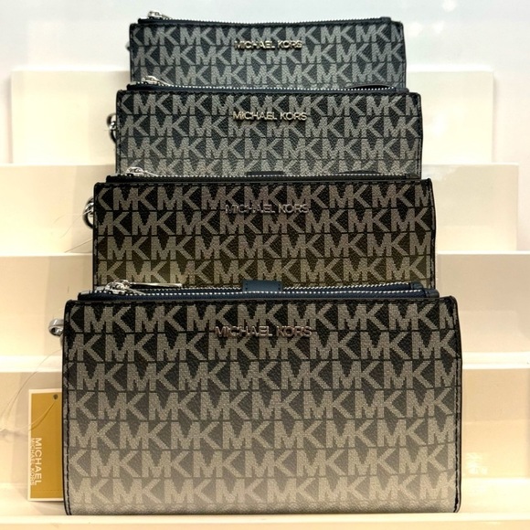 Michael Kors Jet Set Large Ombré Signature Logo Wristlet Navy Blue Multi - Picture 3 of 9
